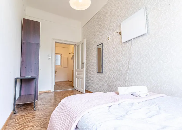 Stylish 2br Garden & Contemporary Amenitie Viyana