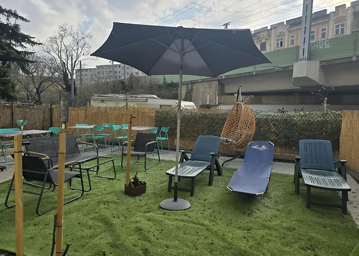 Daire Stylish 2br Garden & Contemporary Amenitie *